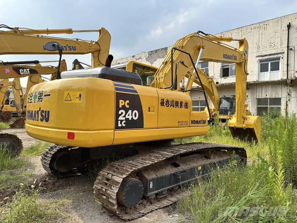 Komatsu PC240-8 Excavadoras de cadenas