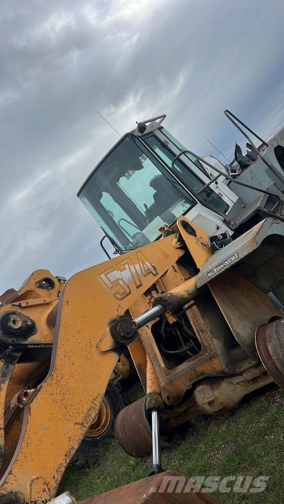 Liebherr L 574 Transmisión