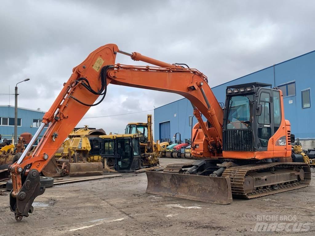 Doosan DX 140 LCR Excavadoras de cadenas