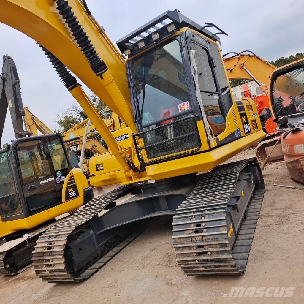 Komatsu PC 220-8 Excavadoras de cadenas