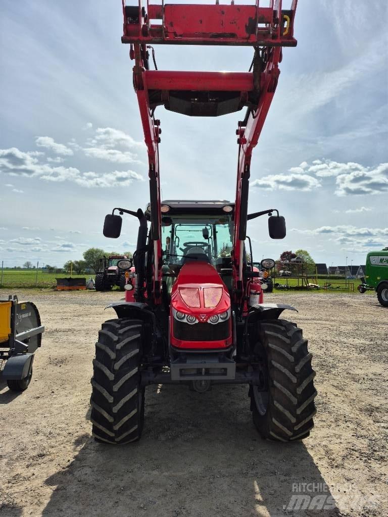 Massey Ferguson 5713 Tractores
