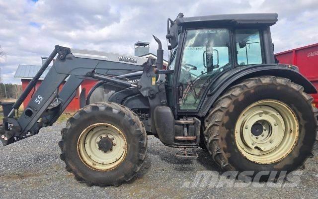 Valtra N141 HiTech Tractores