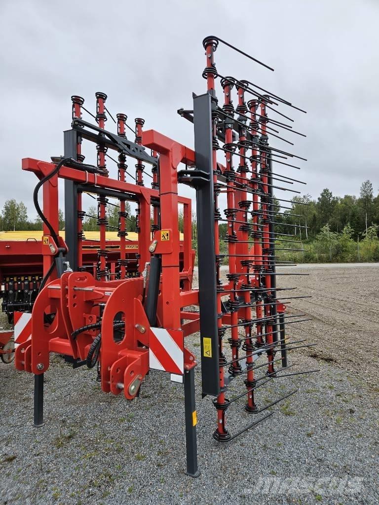 Tume Harrow s 660 L Gradas