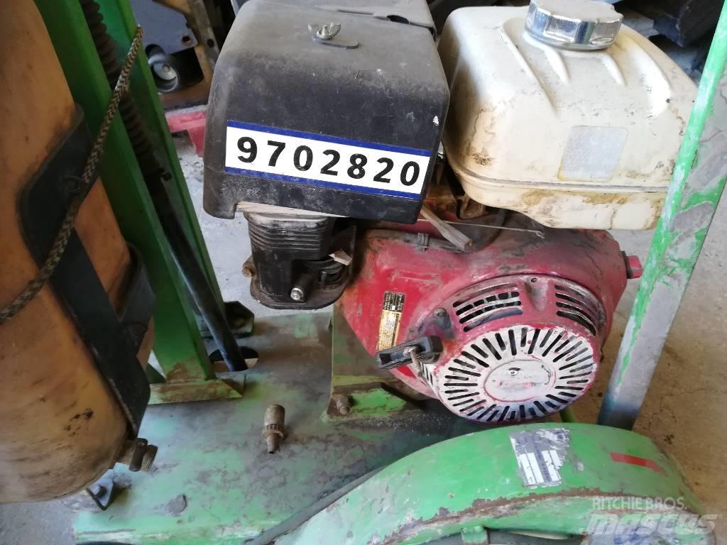  ŘEZAČKA SPÁR RS 400 Construcción - Otros