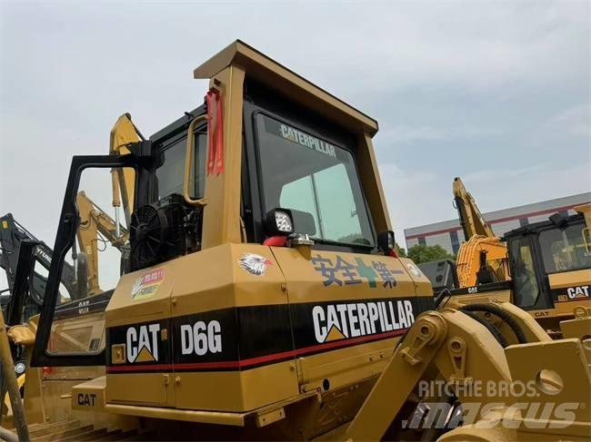 CAT D 6 G Buldozer sobre oruga