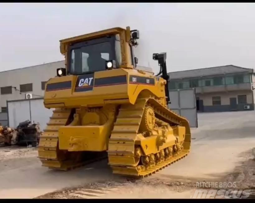 CAT D 8 T Buldozer sobre oruga