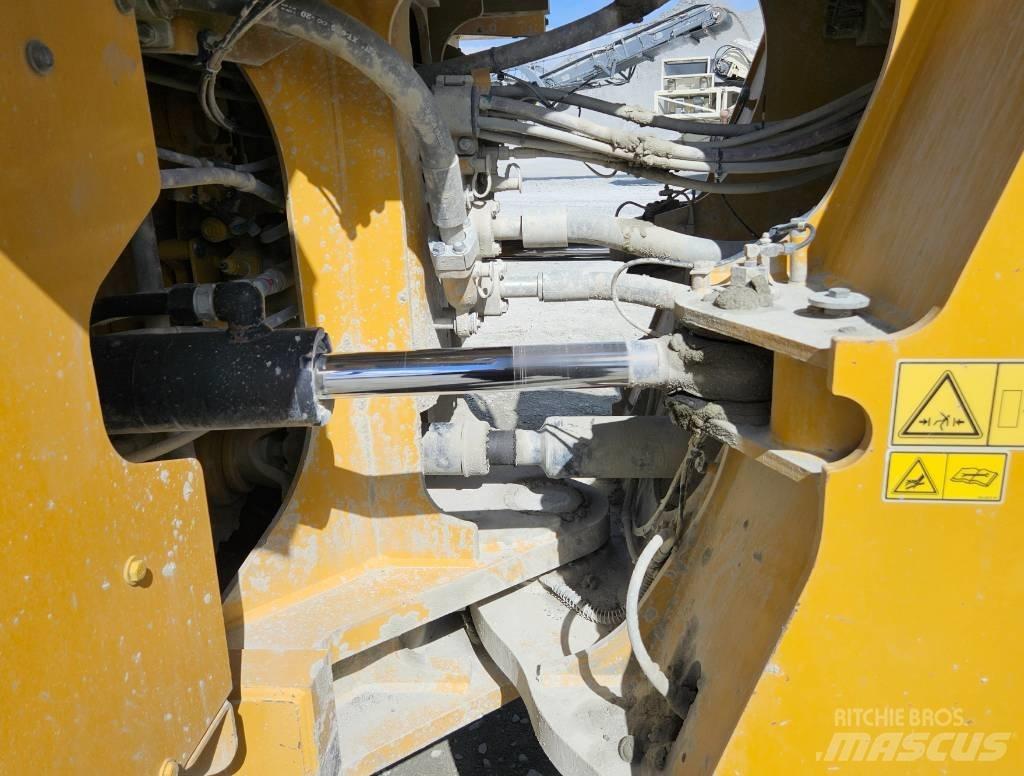 CAT 982 M Cargadoras sobre ruedas