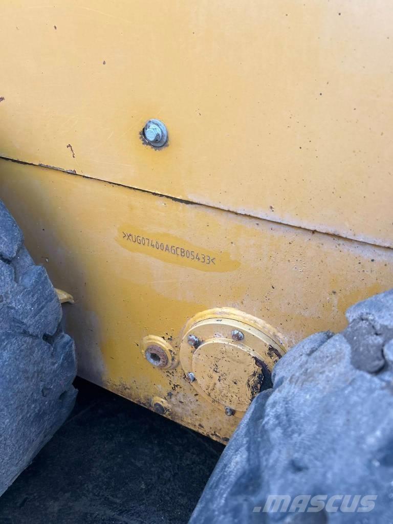 XCMG XCT740 Minicargadoras