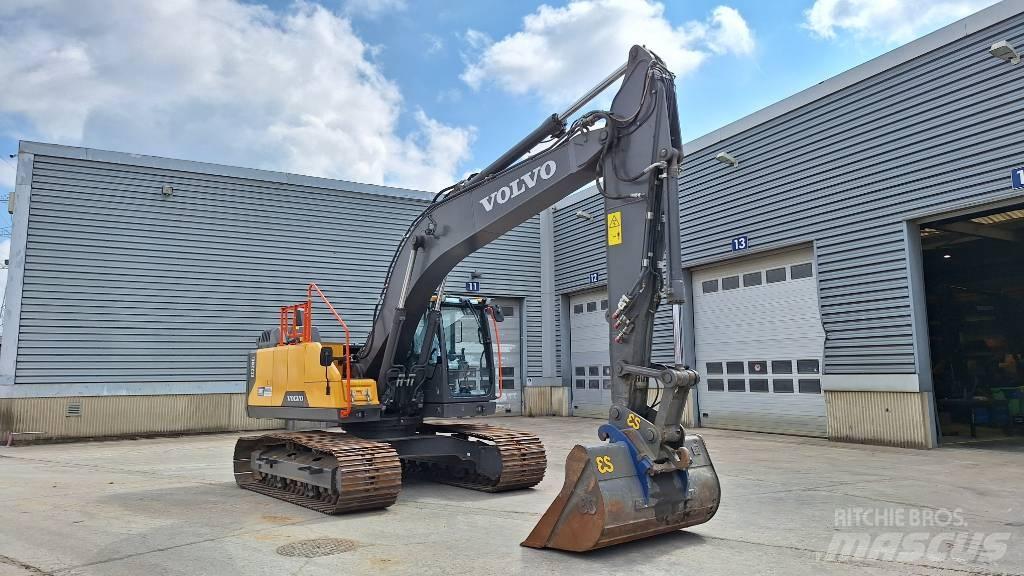 Volvo EC220E Excavadoras de cadenas