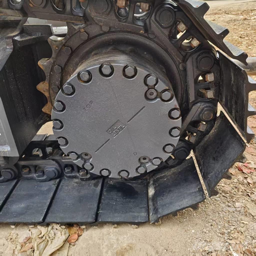 Komatsu PC 200-8 Excavadoras de cadenas