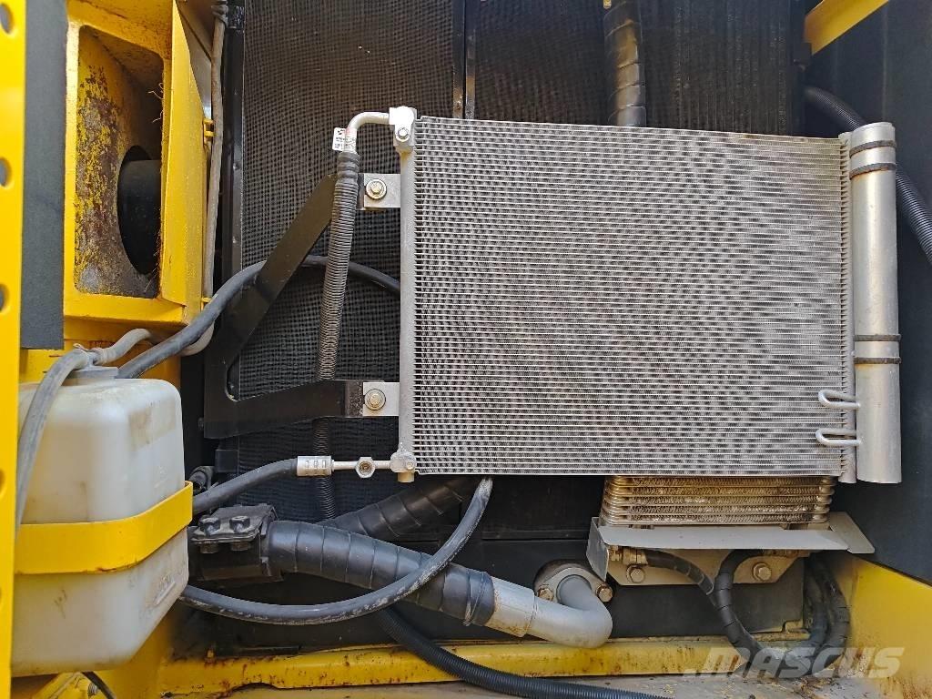 Komatsu PC 200-8 Excavadoras de cadenas