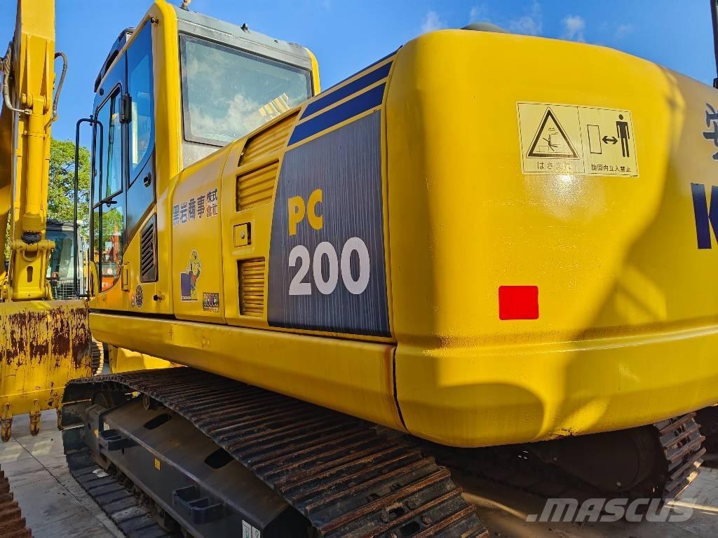Komatsu PC 200-8 Excavadoras de cadenas
