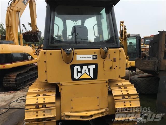 CAT D 5 K Buldozer sobre oruga