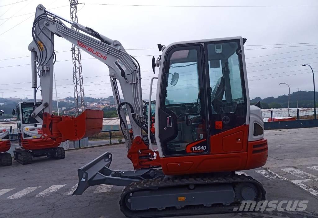 Takeuchi TB 240 Mini excavadoras < 7t