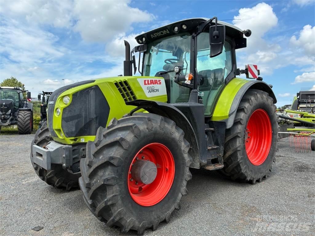 CLAAS ARION 650 Tractores