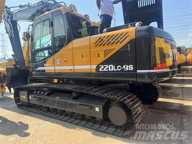 Hyundai Robex 220 LC Excavadoras de cadenas