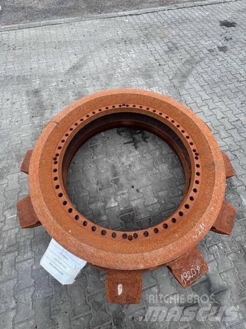 CAT 6040 SPROCKET Cadenas, orugas y chasis
