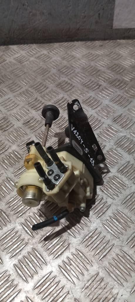 Volvo FH 12    20367533 Cabinas e interior