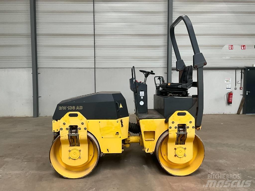 Bomag BW 138 AD Rodillos de doble tambor