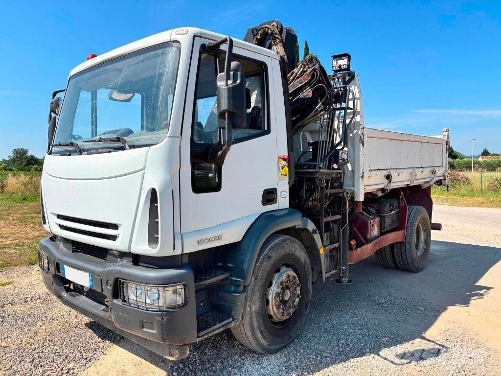 Iveco 180E 28 Camiones bañeras basculantes o volquetes