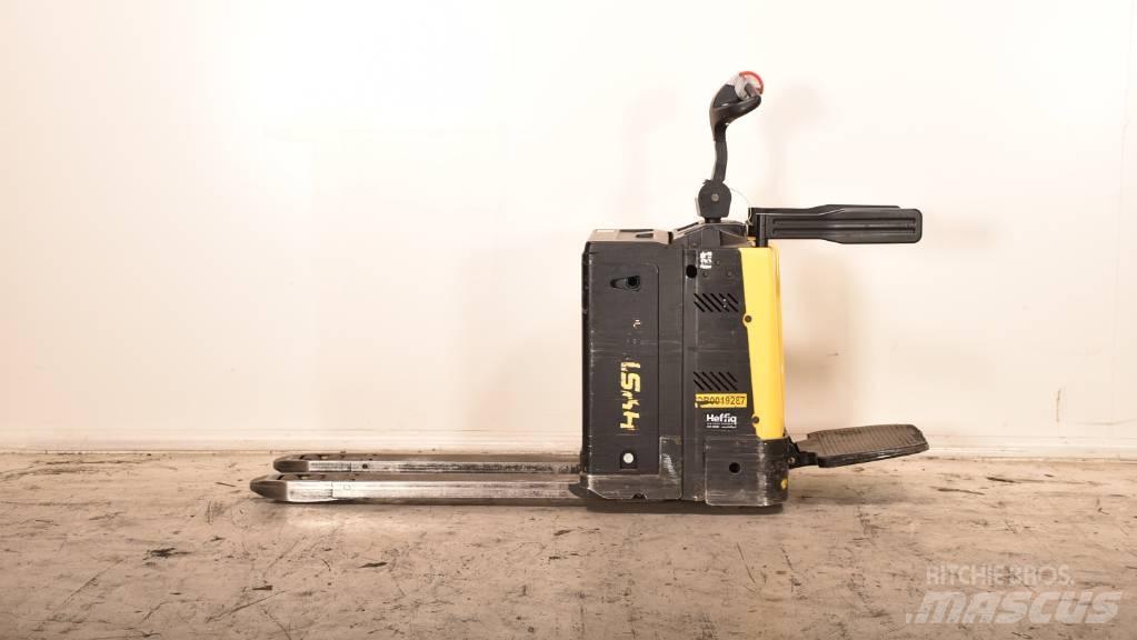 Hyster P 2.0 S Transpaletas Eléctricas con plataforma