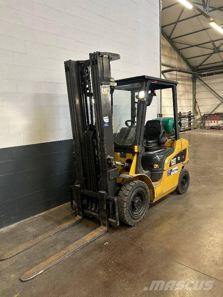CAT GP 25 N Carretillas LPG