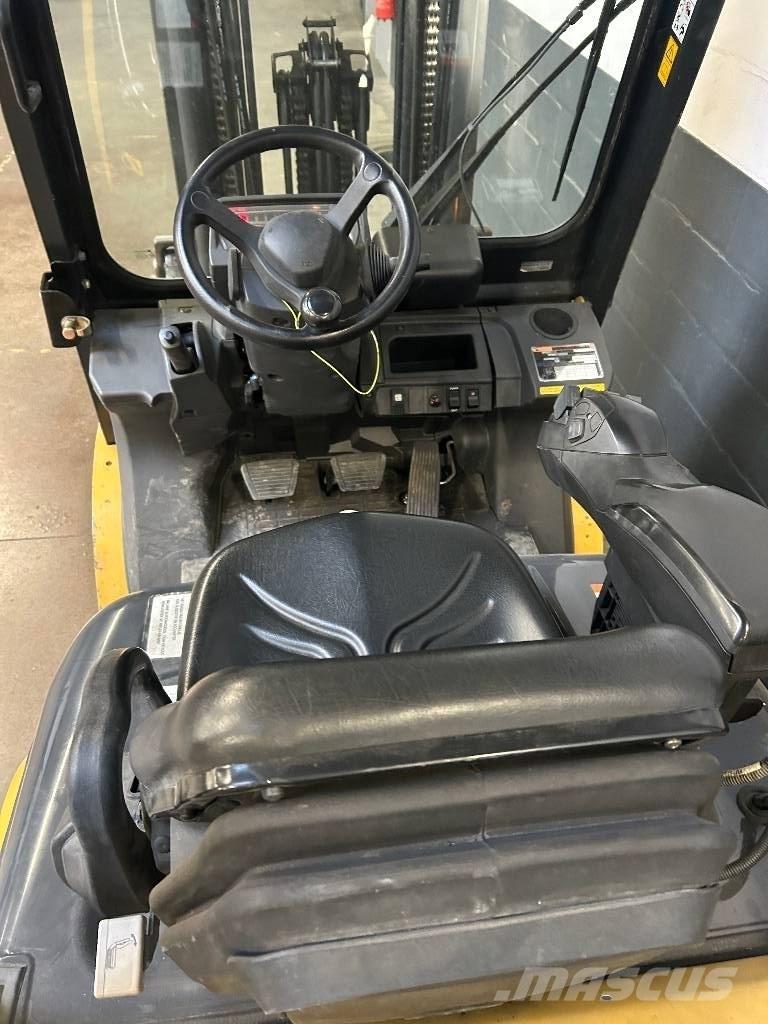 CAT GP 25 N Carretillas LPG