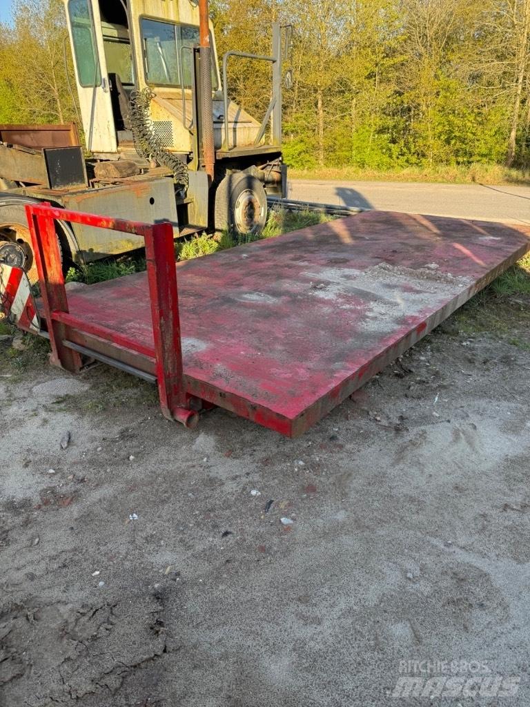 Andet Maskinlad Transporte - Otros
