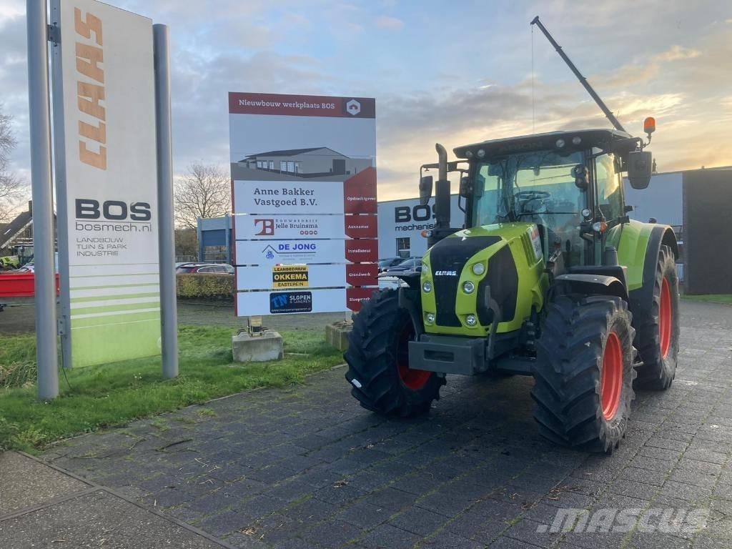 CLAAS Arion 510 CIS + Tractores