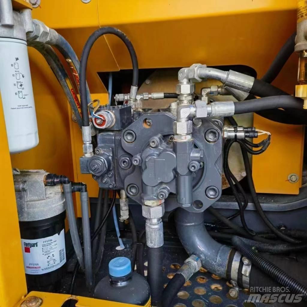 XCMG XE 135 D Excavadoras de cadenas