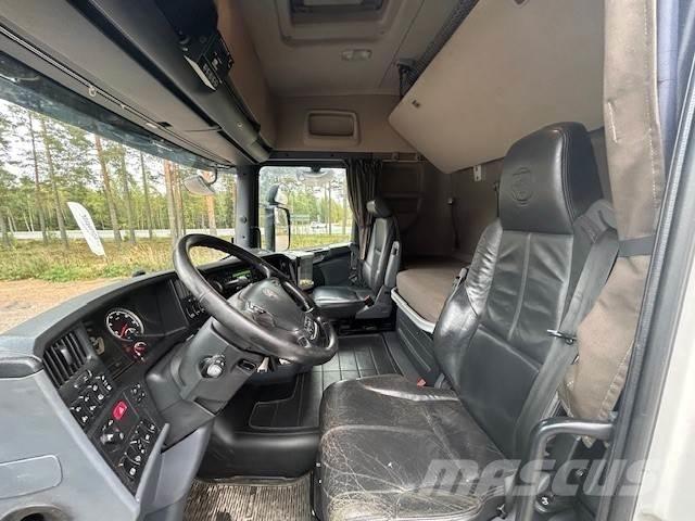 Scania R-serie Camiones caja cerrada