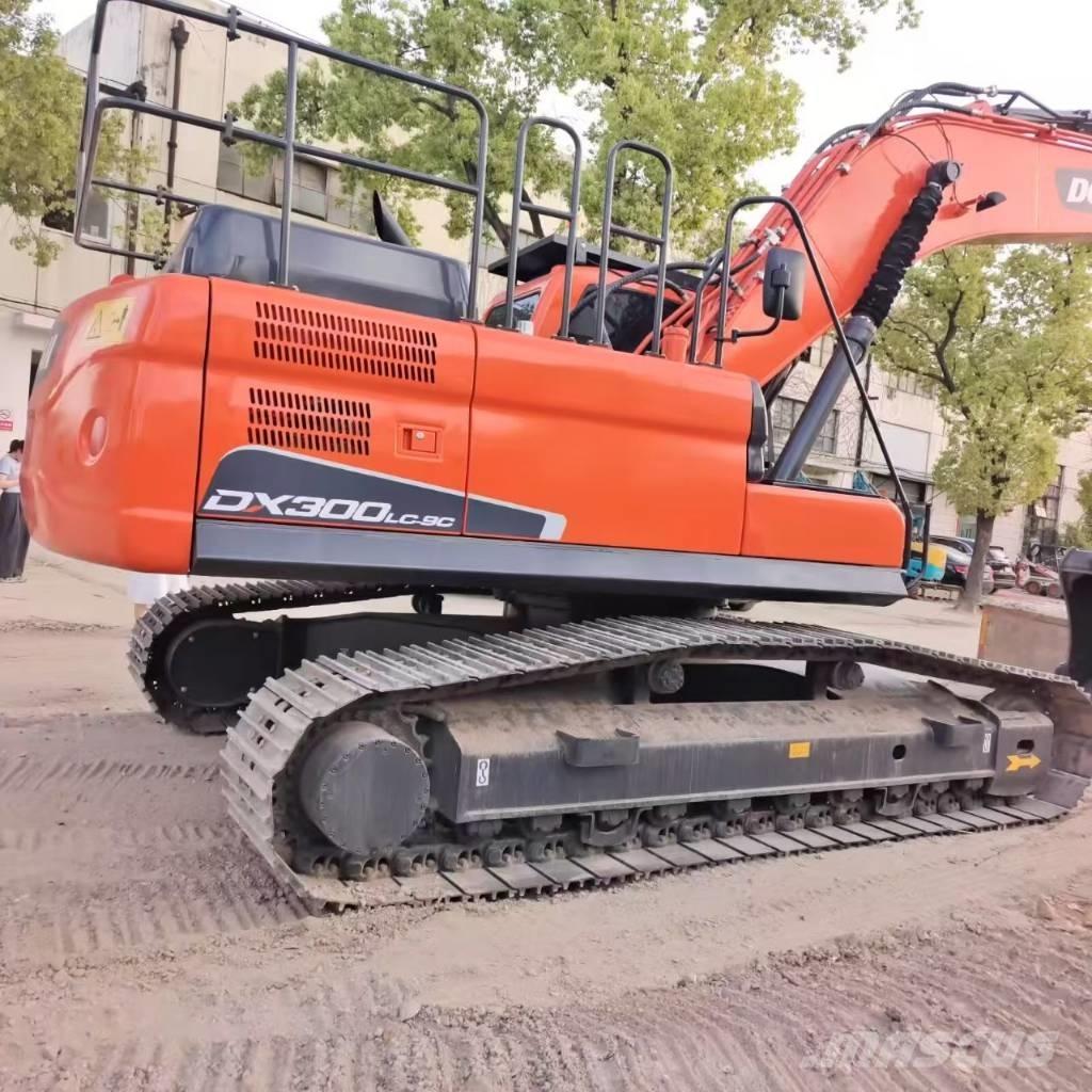 Doosan DX 300 LC Excavadoras de cadenas