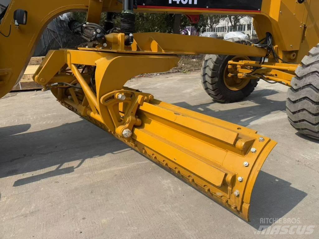 CAT 140H Motoniveladoras