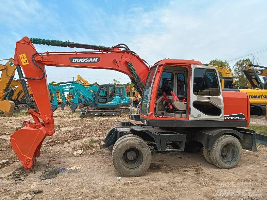 Doosan DH 150 W-7 Excavadoras de cadenas
