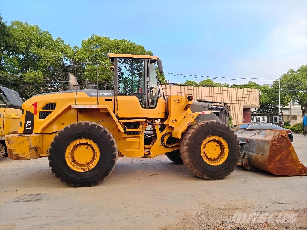Volvo L 120 Cargadoras sobre ruedas