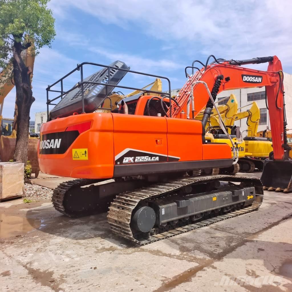 Doosan DX 225 LC-9C Excavadoras de cadenas