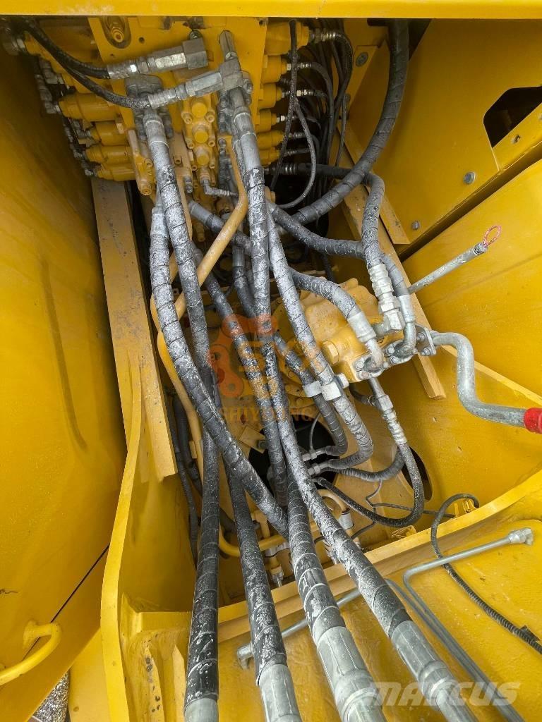 Komatsu PC 200-8 Excavadoras de cadenas