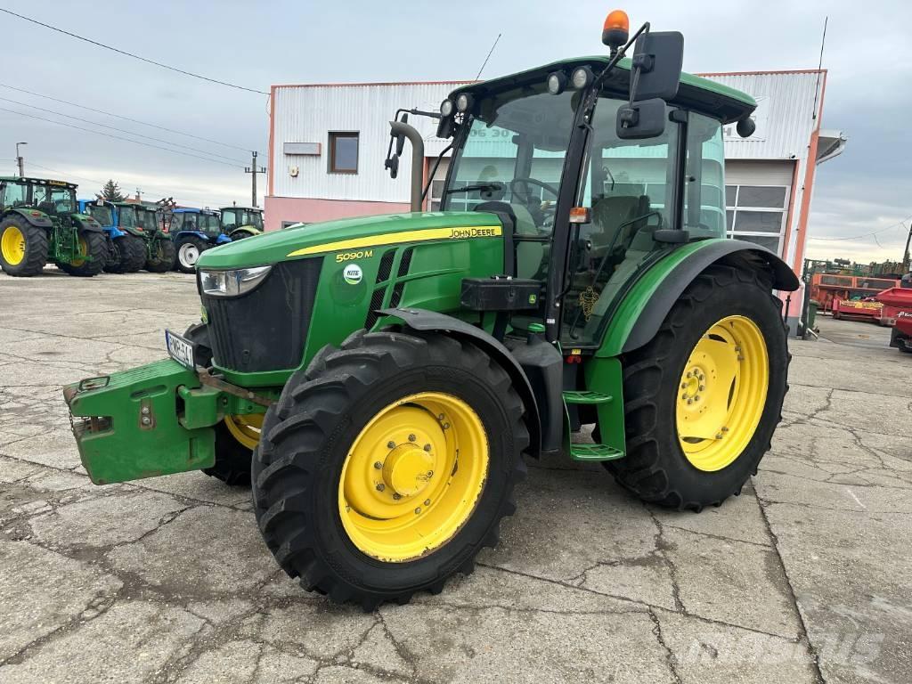John Deere 5090 M Tractores