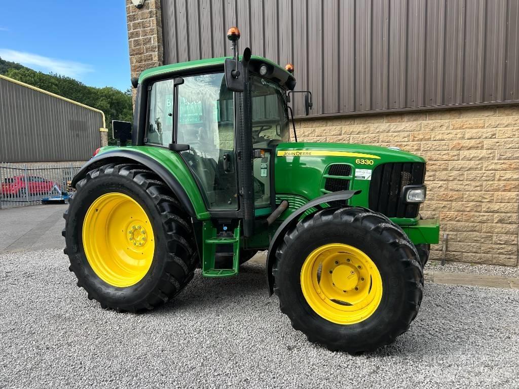 John Deere 6330 Tractores