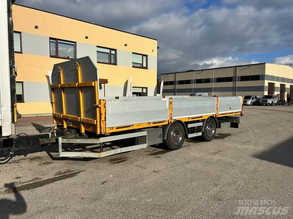 Krone Konar NOR 18 Plataforma plana/laterales abatibles