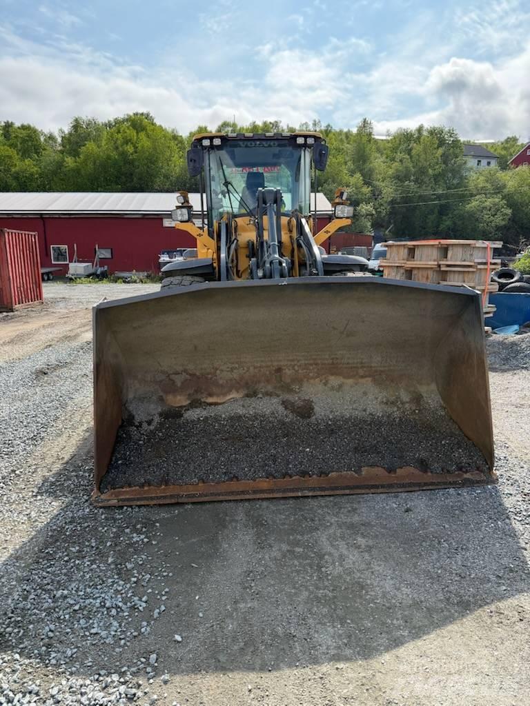 Volvo L 70 H Cargadoras sobre ruedas