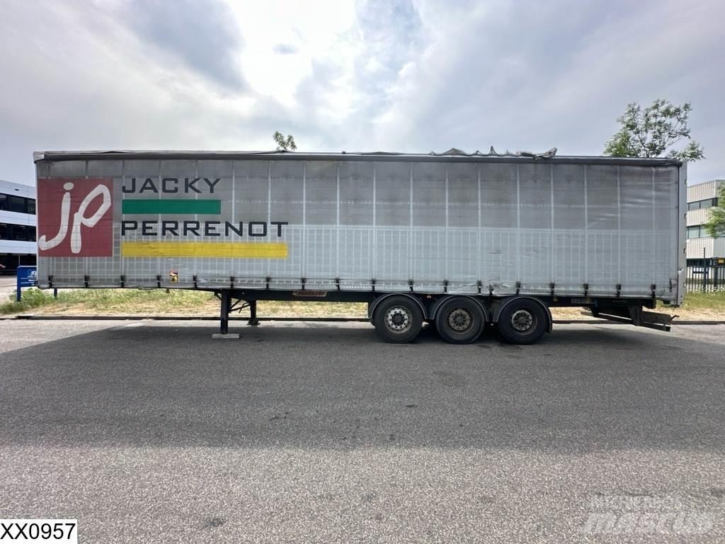 Fruehauf Tautliner Semirremolques con caja de lona