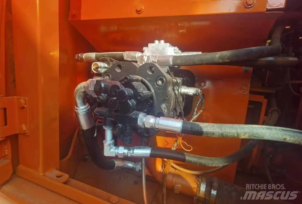 Doosan DX 140 LC Excavadoras de cadenas