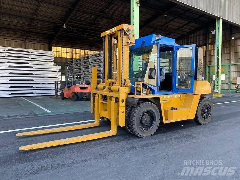 Toyota 4FD120 Carretillas diesel