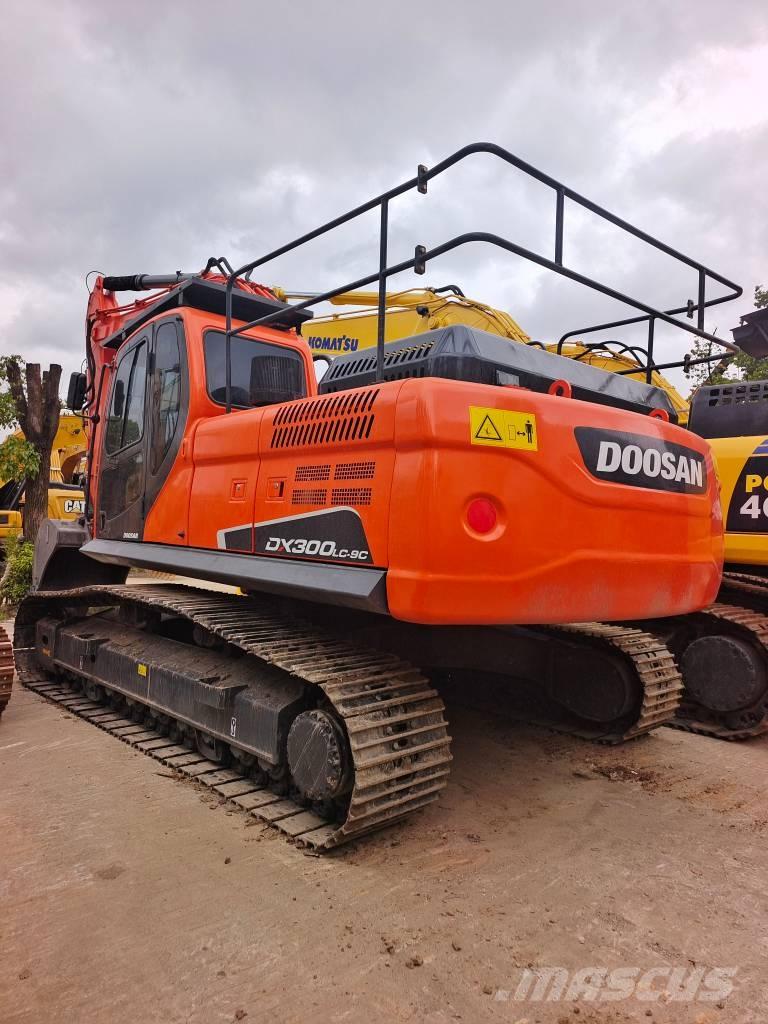 Doosan DX 300LC Excavadoras de cadenas