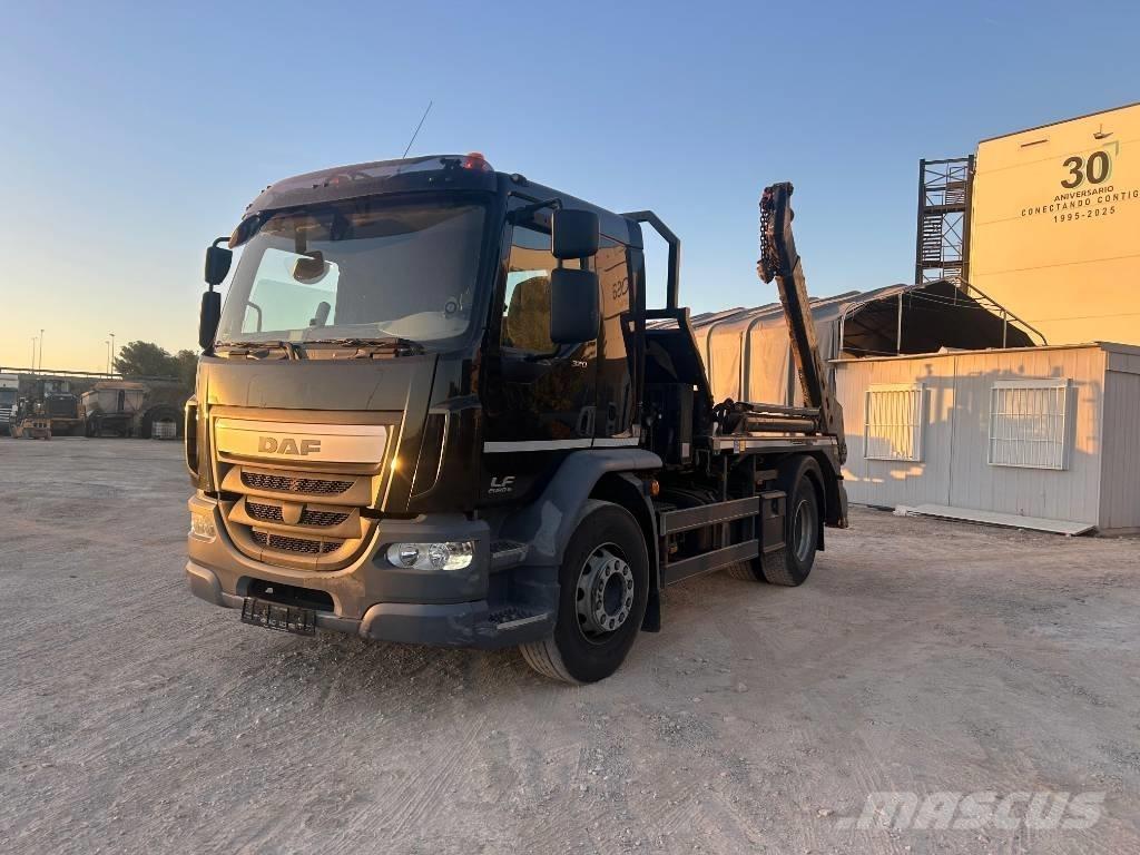 DAF LF 320 FA Camiones portacontenedores