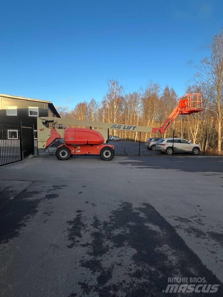 JLG 800 AJ Plataforma de trabajo articulada