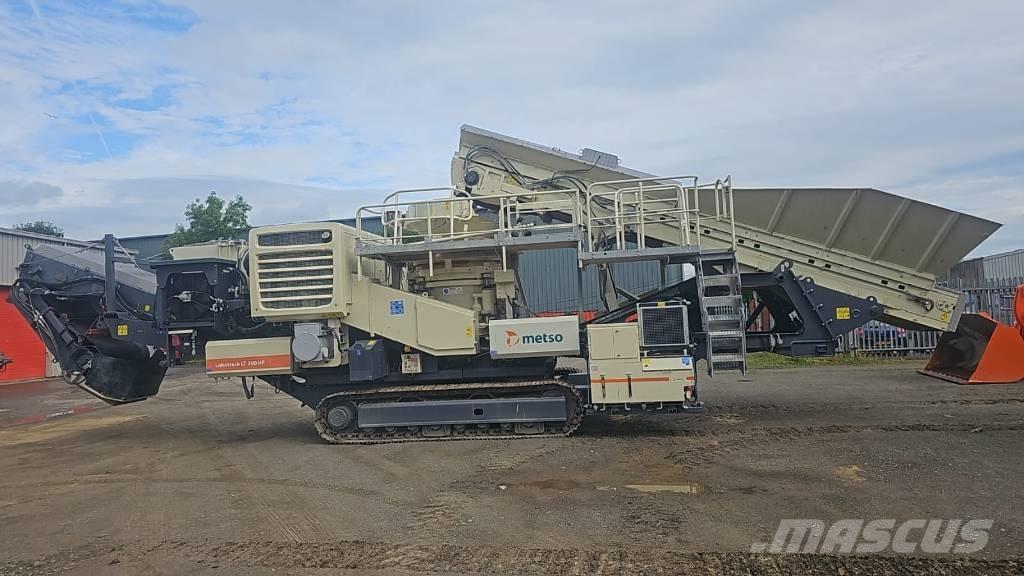 Metso LT 300 HP Trituradoras móviles