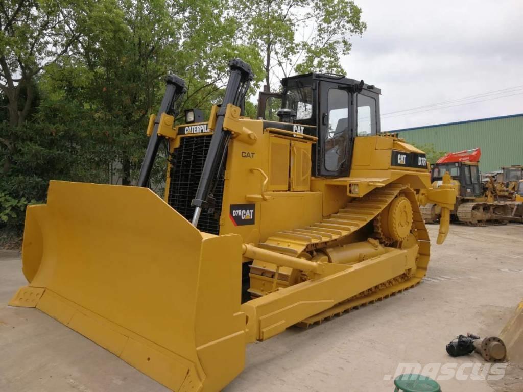 CAT D 7 R Buldozer sobre oruga