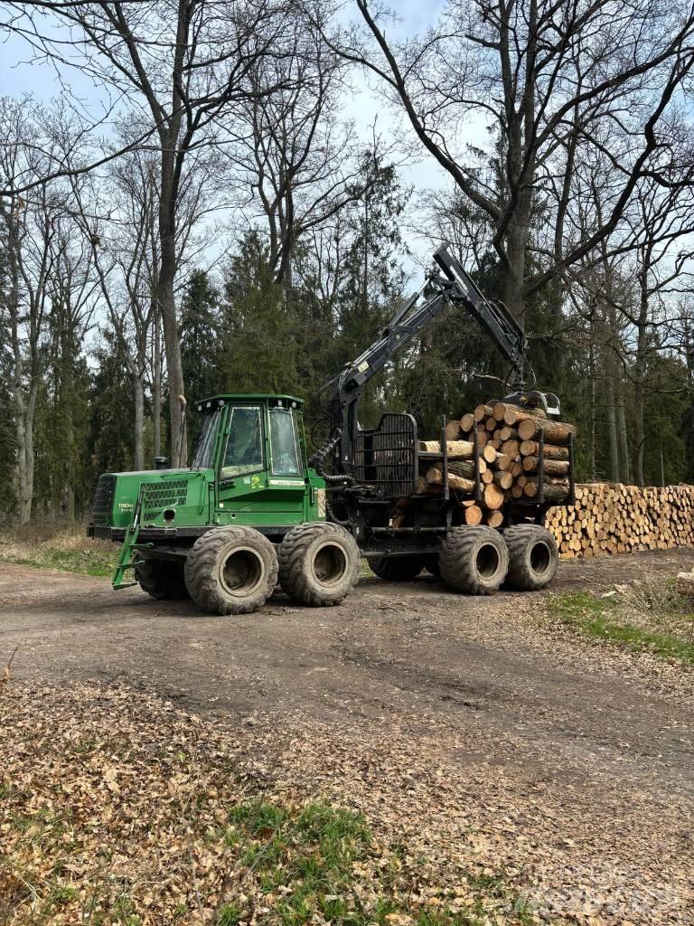 John Deere 1110 D Autocargadoras